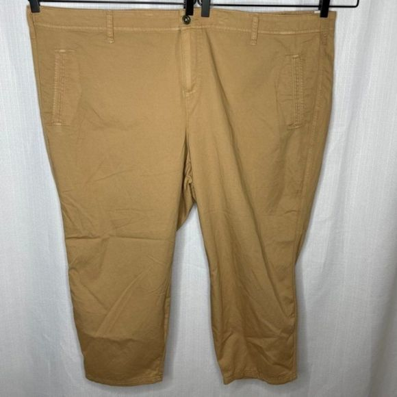 Torrid Tan Utility Capri Pants - Picture 1 of 4